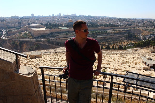 7 suggestions for travelling as a pair (or, The best way to journey with a major different and keep your sanity)