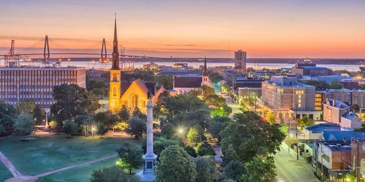 Charleston, South Carolina: Distinctive Experiences for Households