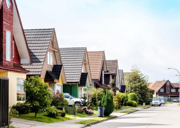 Finest Stored Secrets and techniques of Chicago: 11 Adventures for Households