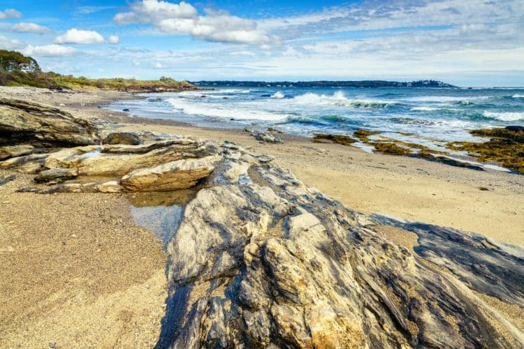 9 of Maine’s greatest seashores for iconic lighthouses, rocky tide swimming pools and even moose sightings